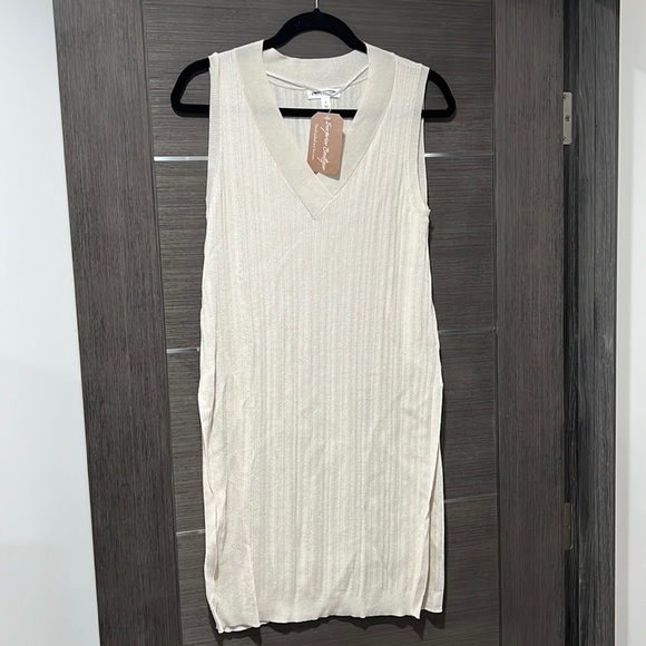 Tops - Prologue tan top